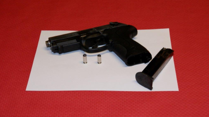 Tentano una rapina a mano armata ma vengono fermati ed arrestati da un Carabiniere libero dal servizio Tentano una rapina a mano armata ma vengono fermati ed arrestati da un Carabiniere libero dal servizio