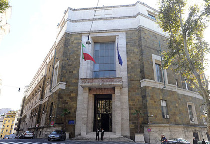 Piattaforme petrolifere: mercoledì il sottosegretario on. Vicari riceve i presidenti di Basilicata, Calabria e Puglia Piattaforme petrolifere: mercoledì il sottosegretario on. Vicari riceve i presidenti di Basilicata, Calabria e Puglia