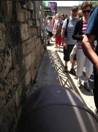 Un esempio di come i “tecnici” del Comune di Taranto hanno distrutto il turismo. I “pennivendoli” …tacciono ! Un esempio di come i “tecnici” del Comune di Taranto hanno distrutto il turismo. I “pennivendoli” …tacciono !
