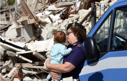 CdG terremoto polizia