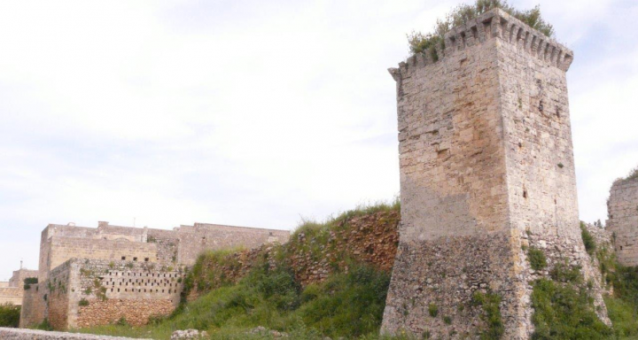 CdG castello POLIBA