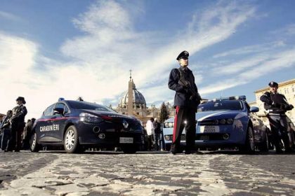 Capodanno tranquillo in Italia grazie alle forze dell’ ordine. Incidenti a Bari e Taranto Capodanno tranquillo in Italia grazie alle forze dell’ ordine. Incidenti a Bari e Taranto