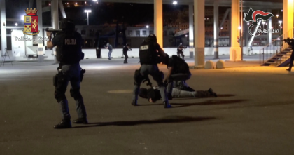 Esercitazione congiunta tra le unità di primo intervento ... Polizia di stato genova