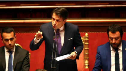 Il governo debutta al Senato, Conte chiede la fiducia Il governo debutta al Senato, Conte chiede la fiducia