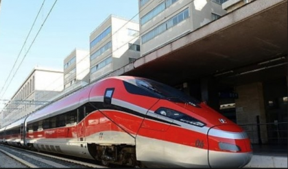 Ministero Trasporti . Emiliano rifiuta incontro Ferrovie Appulo Lucane item-thumbnail