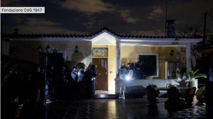 Roma. Blitz notturno: via alla demolizione di 8 villette abusive dei Casamonica item-thumbnail