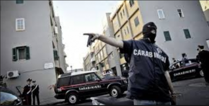 Operazione “Sangue Blu”. I Carabinieri arrestano a Taranto 8 persone per associazione a delinquere e traffico di droga. item-thumbnail