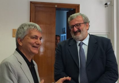 Vendola ad Emiliano: "polemica delirante" item-thumbnail