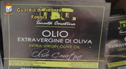 La Guardia di Finanza a Foggia mette i sigilli a 2,5 tonnellate olio adulterato La Guardia di Finanza a Foggia mette i sigilli a 2,5 tonnellate olio adulterato
