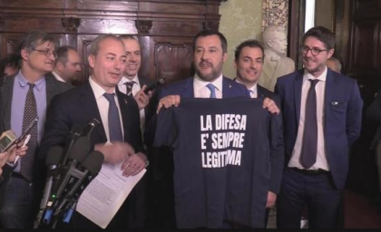 Approvata la nuova legge sulla legittima difesa: ecco cosa cambia item-thumbnail
