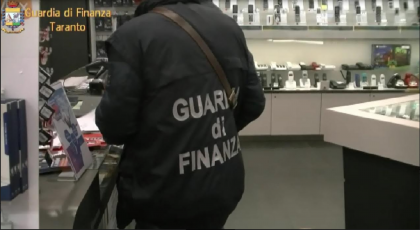 Maxi-sequestro della Guardia di Finanza a Taranto. Posti sotto sequestro beni per 30 milioni item-thumbnail