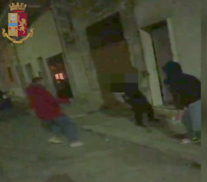 Oggi l'interrogatorio degli 8 ragazzi della baby gang fermati per il pensionato morto a Manduria item-thumbnail