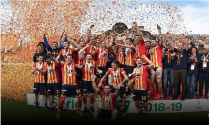 Sette anni dopo la Puglia torna in serie A : grazie Lecce ! item-thumbnail