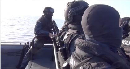 Esercitazione antiterrorismo dei Gis (Carabinieri)e Nocs (Polizia) item-thumbnail