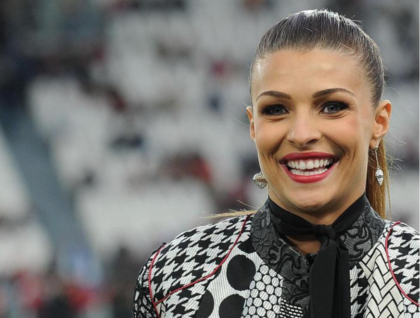 L'ex Miss Italia Cristina Chiabotto indebitata col fisco, ricorre alla Legge "salva suicidi" L'ex Miss Italia Cristina Chiabotto indebitata col fisco, ricorre alla Legge "salva suicidi"
