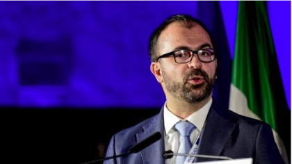 Governo, il ministro Fioramonti si dimette con una lettera al premer: pochi fondi per l'istruzione: item-thumbnail