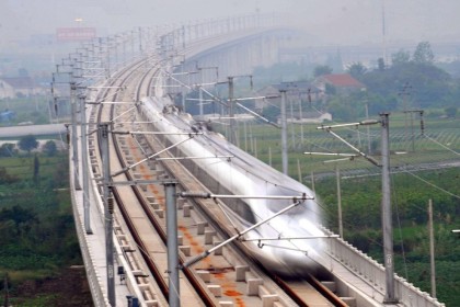 Trasporti, Lupi: “Per la Napoli-Bari via ai lavori a novembre 2015” item-thumbnail
