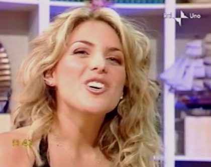 Accoltella il compagno per gelosia, arrestata ex conduttrice Rai Accoltella il compagno per gelosia, arrestata ex conduttrice Rai