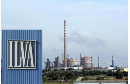 L’ Ilva paga gli stipendi e la quattordicesima ai dipendenti di Taranto L’ Ilva paga gli stipendi e la quattordicesima ai dipendenti di Taranto