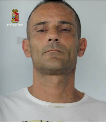 Sorpreso a rubare all’ ex “Marangi”, arrestato dalla Polizia di Stato Sorpreso a rubare all’ ex “Marangi”, arrestato dalla Polizia di Stato