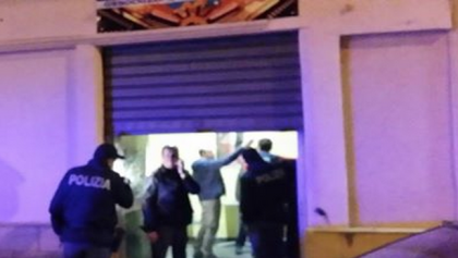 A Taranto si continua a sparare colpi di pistola . In corso una guerra fra bande ? item-thumbnail