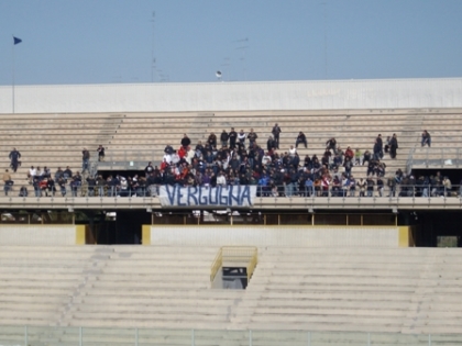 Anche il Potenza ridimensiona il Taranto. Ed i tifosi (in trasferta) contestano squadra e società Anche il Potenza ridimensiona il Taranto. Ed i tifosi (in trasferta) contestano squadra e società