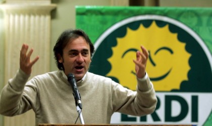 Bonelli si dimette da co-portavoce Verdi. Nessuno lo rimpiangerà item-thumbnail