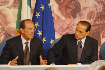 Berlusconi sceglie Schittulli : “Sei il nostro candidato alla Regione Puglia” item-thumbnail