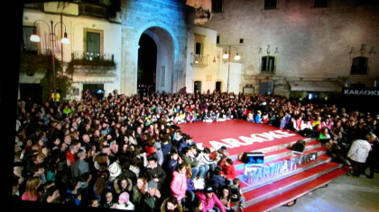 TV. “Karaoke” è tornato ! Da Martina Franca riprende lo show itinerante di Italia Uno TV. “Karaoke” è tornato ! Da Martina Franca riprende lo show itinerante di Italia Uno