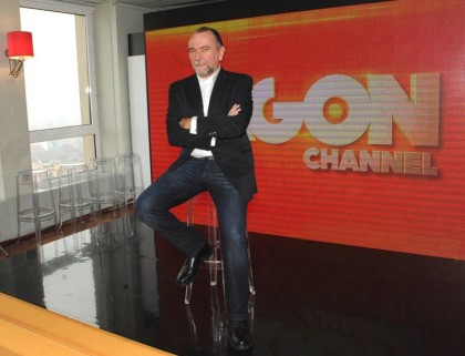 La Gazzetta del Mezzogiorno lo “incensa”…mentre la giustizia albanese lo vuole arrestare. Succede all’editore italiano della tv Agon Channel La Gazzetta del Mezzogiorno lo “incensa”…mentre la giustizia albanese lo vuole arrestare. Succede all’editore italiano della tv Agon Channel