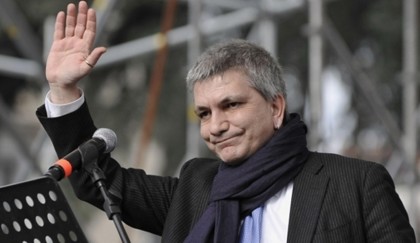“Abbiamo provato a cambiare la storia della Puglia”. Il saluto di Nichi Vendola dopo 10 anni alla guida della Regione Puglia “Abbiamo provato a cambiare la storia della Puglia”. Il saluto di Nichi Vendola dopo 10 anni alla guida della Regione Puglia