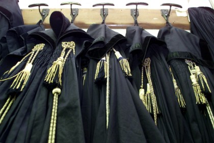 I “furbetti della toga” di Trani : gli avvocati dettavano gli atti ed il magistrato Savasta firmava item-thumbnail