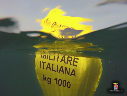 I palombari del Comando Subacquei ed Incursori della Marina Militare si immergono per un mare sicuro I palombari del Comando Subacquei ed Incursori della Marina Militare si immergono per un mare sicuro