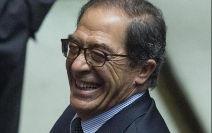E’ morto il senatore Donato Bruno, colpito da ischemia cerebrale E’ morto il senatore Donato Bruno, colpito da ischemia cerebrale