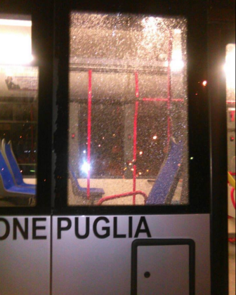 Continua il vandalismo contro i bus dell’ Amat a Paolo VI. Ma le forze dell’ ordine cosa fanno ? item-thumbnail