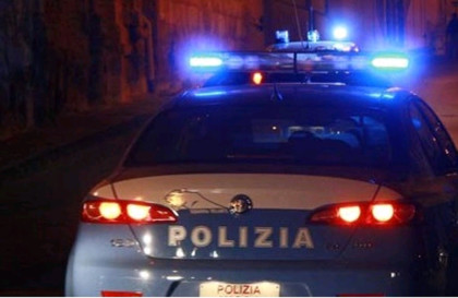 Due rumeni arrestati dalla Polizia mentre rubavano rame all’ ILVA Due rumeni arrestati dalla Polizia mentre rubavano rame all’ ILVA