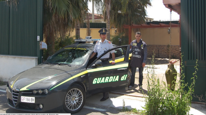La Guardia di Finanza scopre altri lavoratori in “nero” nel settore agricolo alle aziende vitivinicole La Guardia di Finanza scopre altri lavoratori in “nero” nel settore agricolo alle aziende vitivinicole
