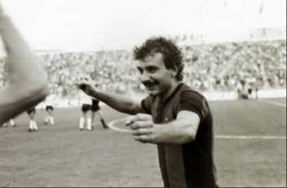 Il mito di Erasmo Iacovone rivive (anche) sulle maglie rossoblù del Taranto Il mito di Erasmo Iacovone rivive (anche) sulle maglie rossoblù del Taranto