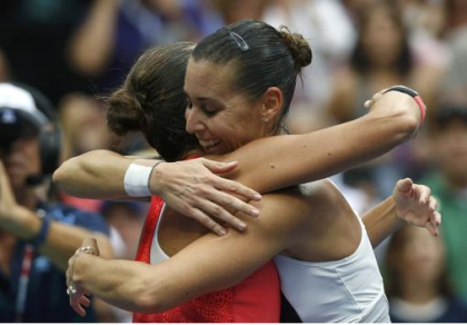 Tennis, Us Open: Pennetta vince contro la Vinci. Poi annuncia: “Mi ritiro” Tennis, Us Open: Pennetta vince contro la Vinci. Poi annuncia: “Mi ritiro”