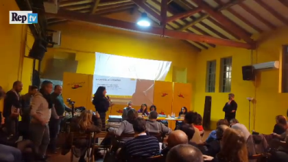 Grida e insulti ai consiglieri regionali M5S in Emilia Romagna per gli stipendi non restituiti. Un vecchio vizio dei “grillini” eletti item-thumbnail