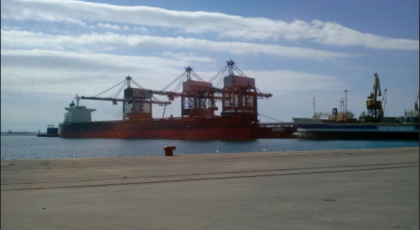 Workshop sul “Polo Logistico Multisettoriale”. Ma di cosa parleranno , di un porto vuoto ? item-thumbnail