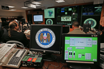 WikiLeaks: così la Nsa spiava il governo di Silvio Berlusconi: “Le parole non bastano più” WikiLeaks: così la Nsa spiava il governo di Silvio Berlusconi: “Le parole non bastano più”