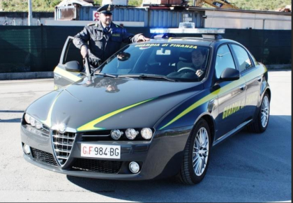 La Guardia di Finanza di Taranto sequestra oltre 2 tonnellate e mezzo di rame La Guardia di Finanza di Taranto sequestra oltre 2 tonnellate e mezzo di rame