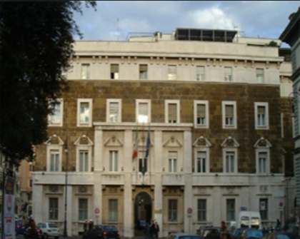 Il Csm sospende il magistrato di Lecce che gestiva con la compagna poliziotta un B&B luci rosse Il Csm sospende il magistrato di Lecce che gestiva con la compagna poliziotta un B&B luci rosse