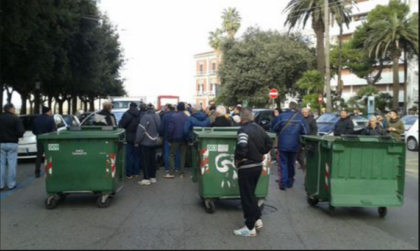 Licenziati 215 operai da Taranto Isolaverde. La società prossima alla chiusura Licenziati 215 operai da Taranto Isolaverde. La società prossima alla chiusura