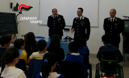 Concluso il ciclo di conferenze sulla legalità dei Carabinieri a Martina Franca item-thumbnail