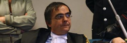 Roma. Il pm Scavo, titolare del “caso Marò” è stato trasferito : faceva “avances sessuali” ad avvocatesse ! Roma. Il pm Scavo, titolare del “caso Marò” è stato trasferito : faceva “avances sessuali” ad avvocatesse !