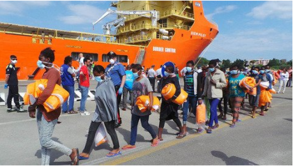 Sbarcati a Brindisi 653 migranti item-thumbnail