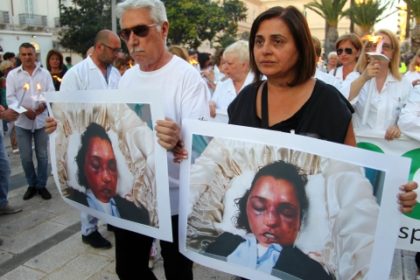 Manifestazione a Taranto contro la violenza sulle donne: “Federica uccisa dalle botte del marito” item-thumbnail