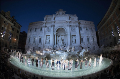 Moda: Fendi sfila a Fontana di Trevi 90 anni da sogno item-thumbnail